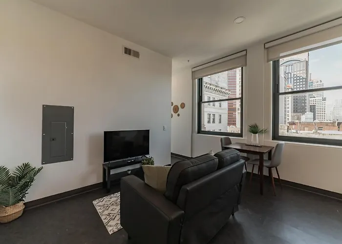 Apartment Frontdesk 209 9th St Apts Cultural Dist *